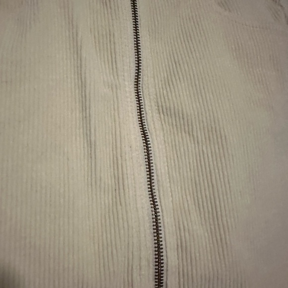 American Eagle SUPER HI-RISE A-LINE
SUPER STRETCH Skirt - Size 4 (27W) - Picture 4 of 6